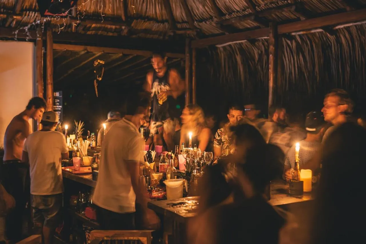 Los Hermanos Beach Hostal Guachaca 0*,